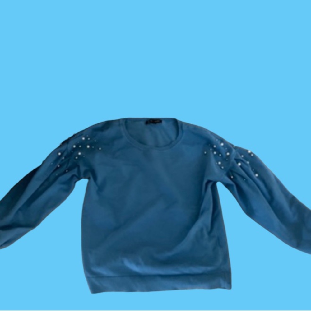 Barely Used Still In Tip Top Shape Brand Name Swe… - image 1